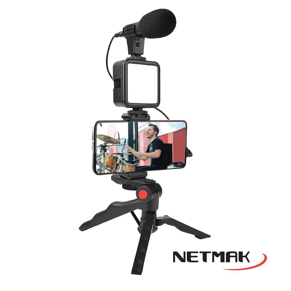 Kit Stream 4 En 1 Netmak Soporte Con Microfono Luz Y Tripode